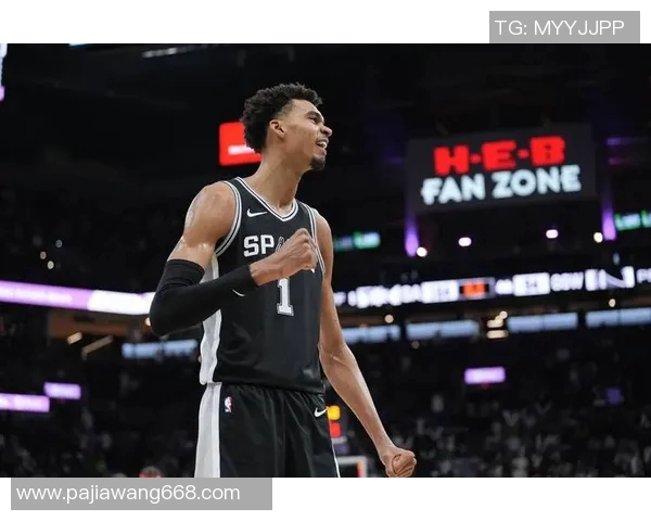 湖人对决马刺精彩集锦回顾12月6号比赛亮点与精彩瞬间分析